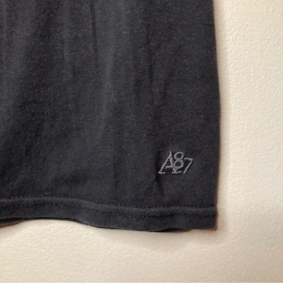 4/$10 - Y2K Aeropostale Long Sleeve Scoop-Neck Top - Picture 3 of 7